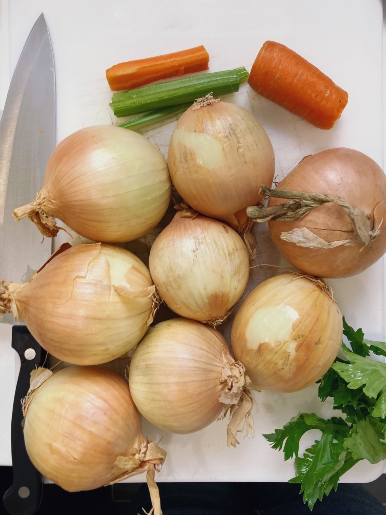 ingredientes para la pasta al ragú genovese | la Clandestina